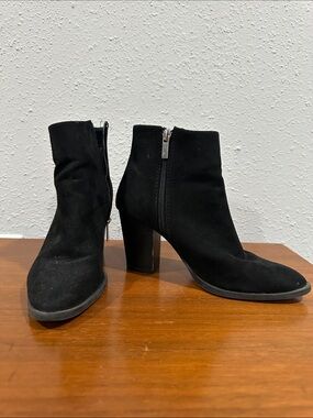Qupid Black Suede Ankle Booties with Block Heel